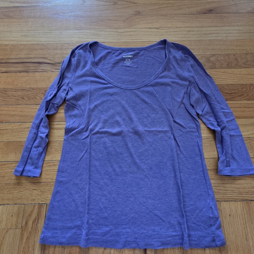 Old Navy Women's Long Sleeve Tee in Lavender